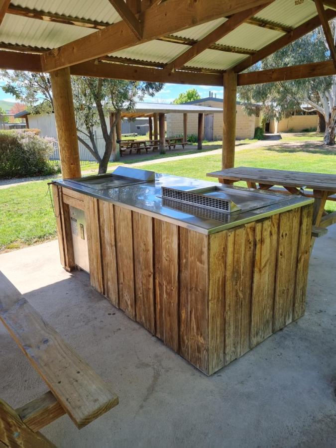 Mansfield Holiday Park Екстериор снимка