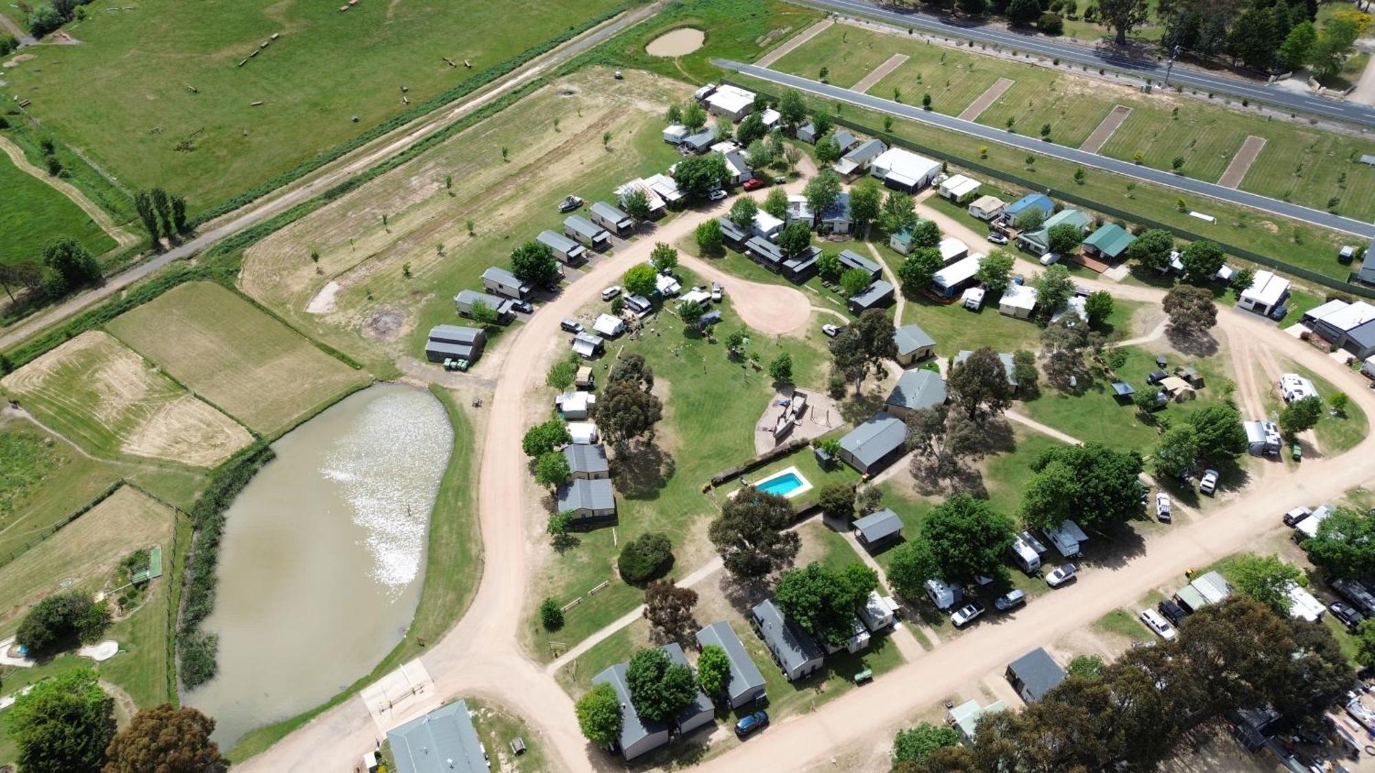 Mansfield Holiday Park Екстериор снимка